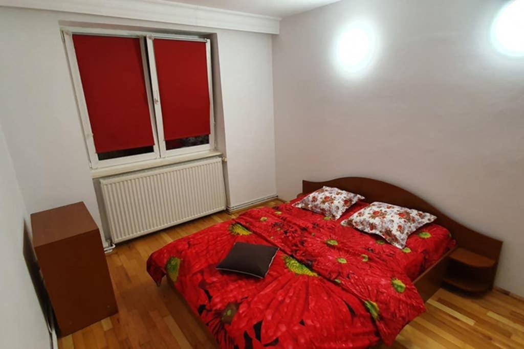 Titian'S Cozy Apartment Sibiu Exterior photo